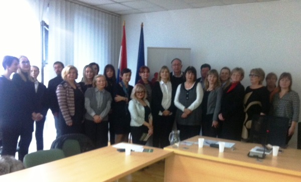 Slika /2017 Vijesti/3. Fotografija Okrugli stol 20.02.2017. zajednička.jpg